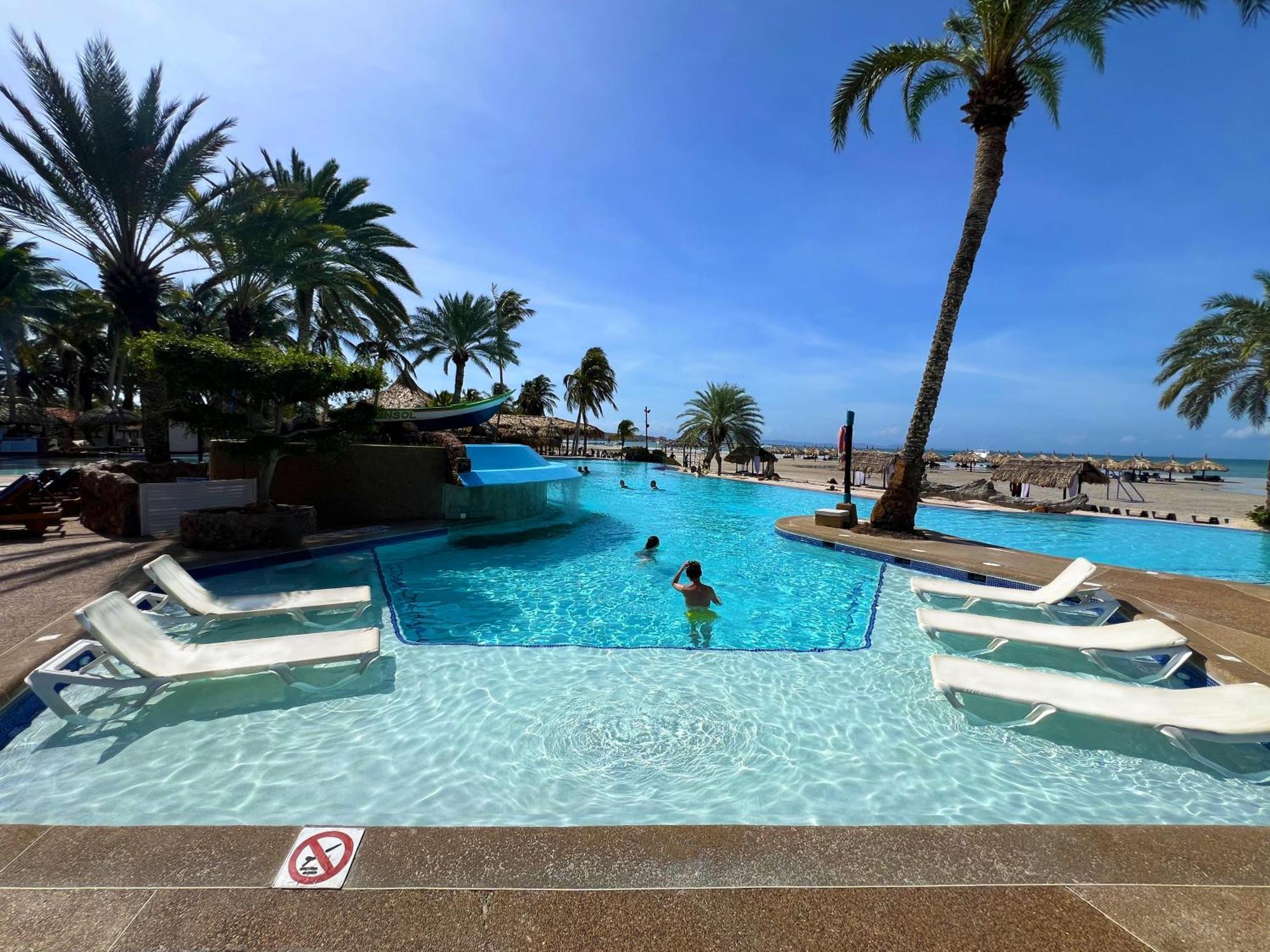 Sunsol Punta Blanca Hotell San Pedro Exteriör bild